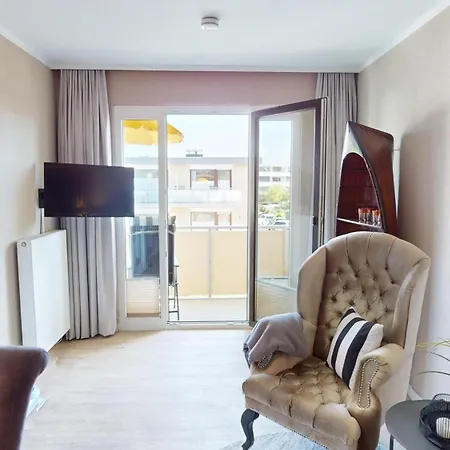 Solaris 9 Luxury Mit Balkon Und Moderner Ausstattung * Groemitz